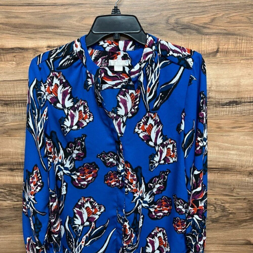 Finn‎ & Grace small long sleeve top